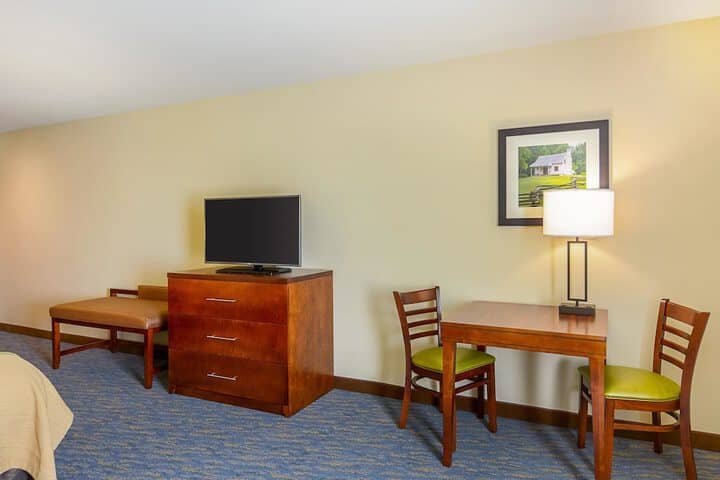 Room 26 of 41