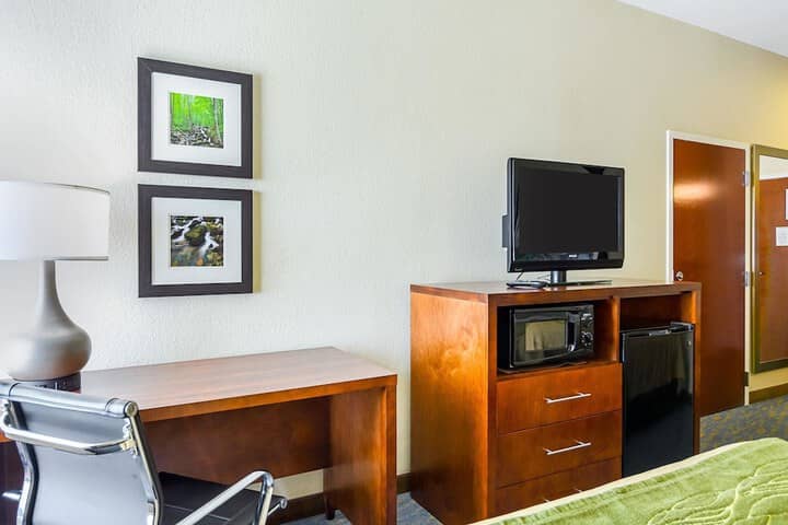 Room 10 of 41
