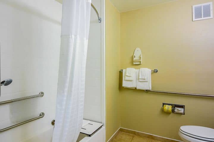 Room 29 of 41